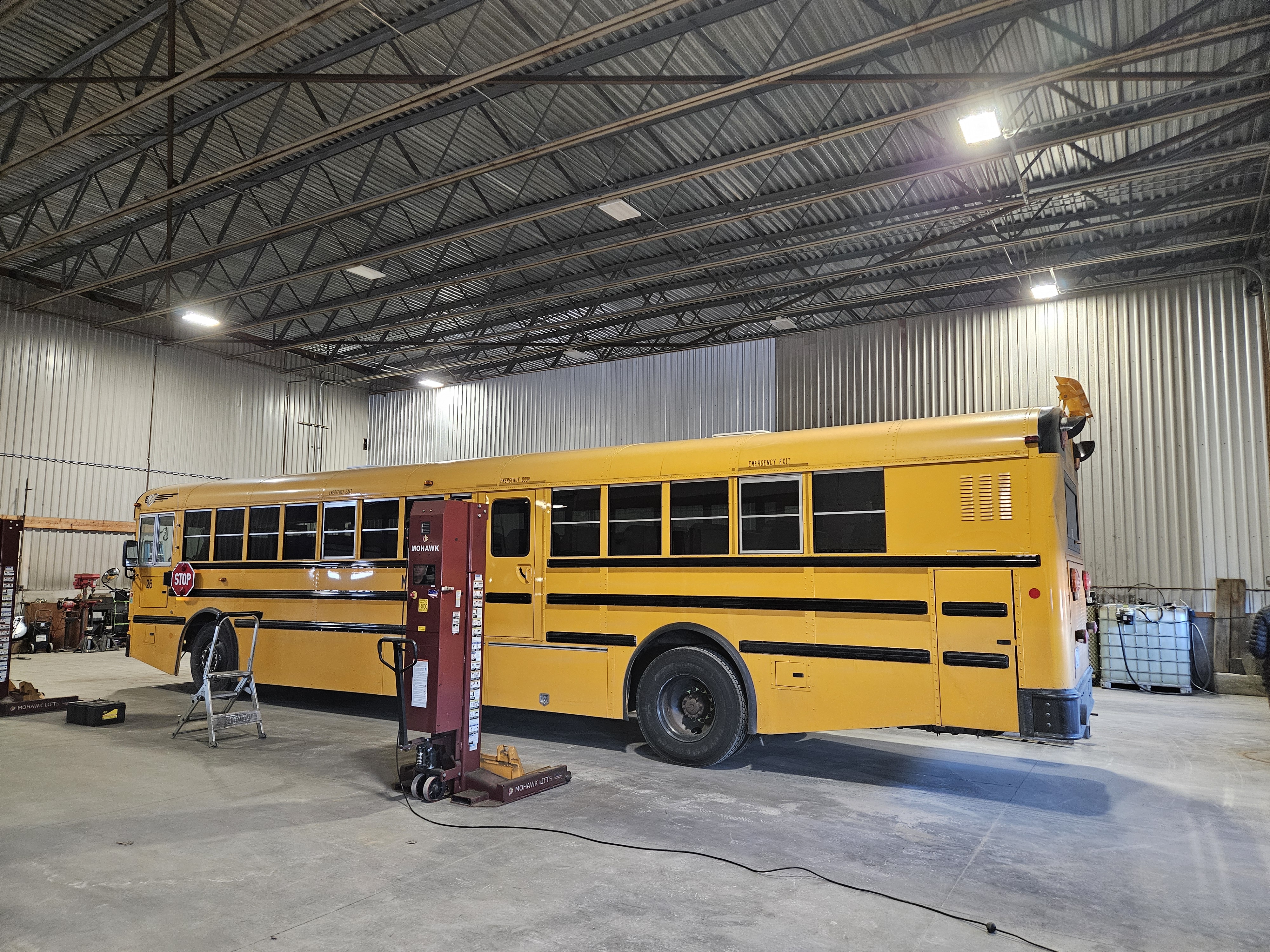 core-9cd75bb6c7023ca13450dfc5-Building-1---Interior-Warehouse